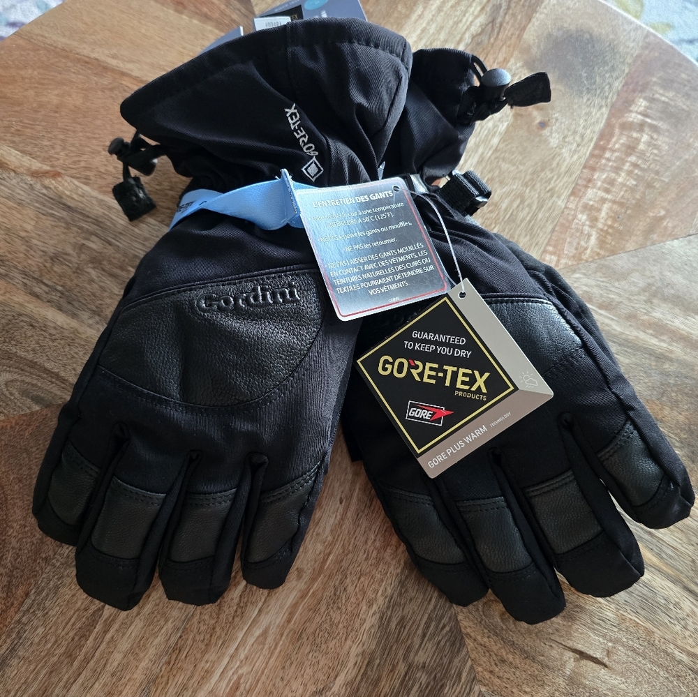 GORE TEX SKI GLOVES